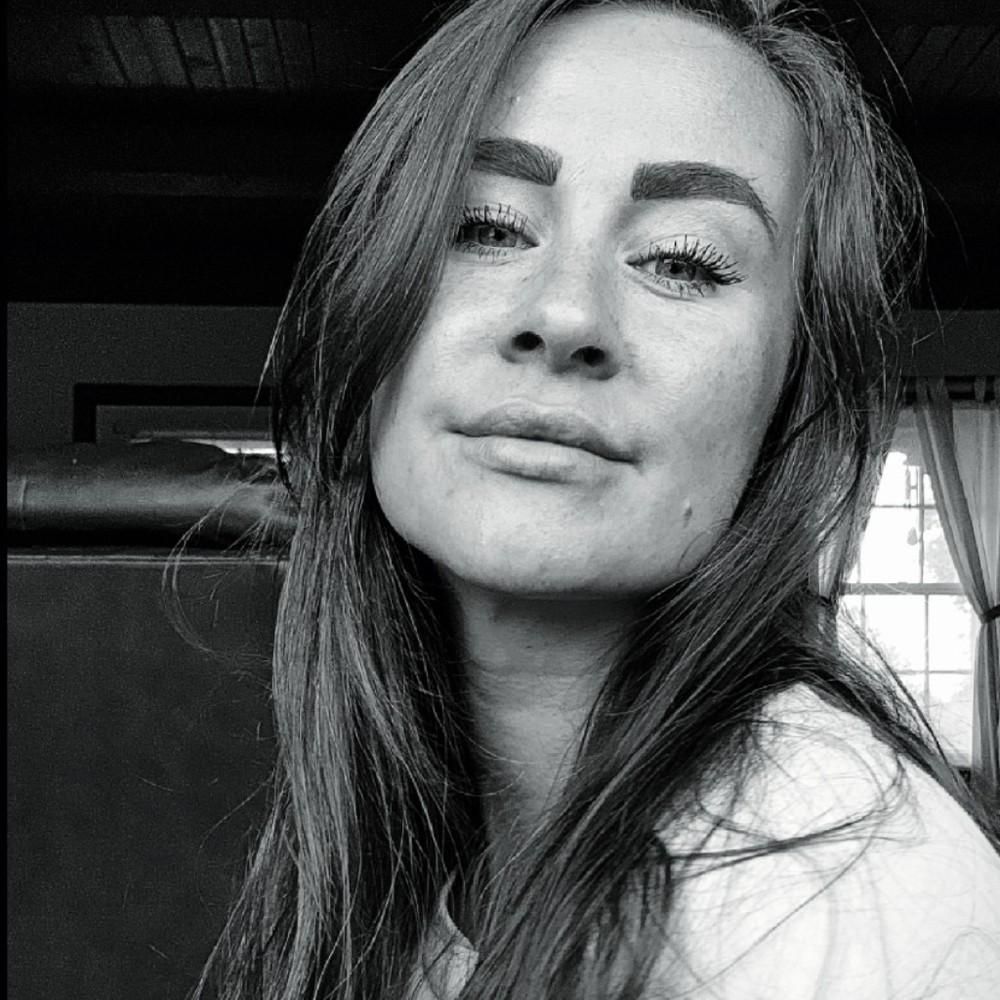 Meet your Posher, Becky